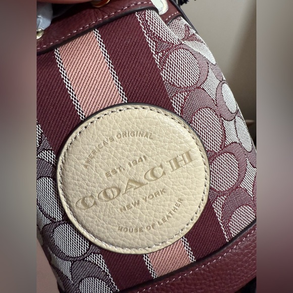 Coach mini Dempsey bucket bag - Picture 5 of 6